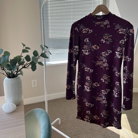 Floral dress - Picture 1 of 3
